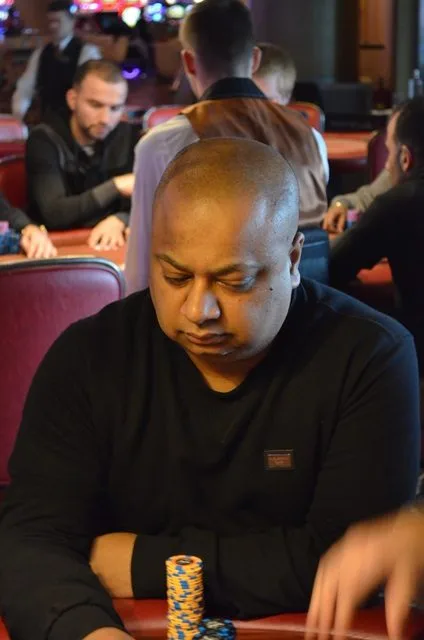 Stieven Razab-Sekh | 2016/04 - Enschede Poker Series - €500 NLH Main Event 